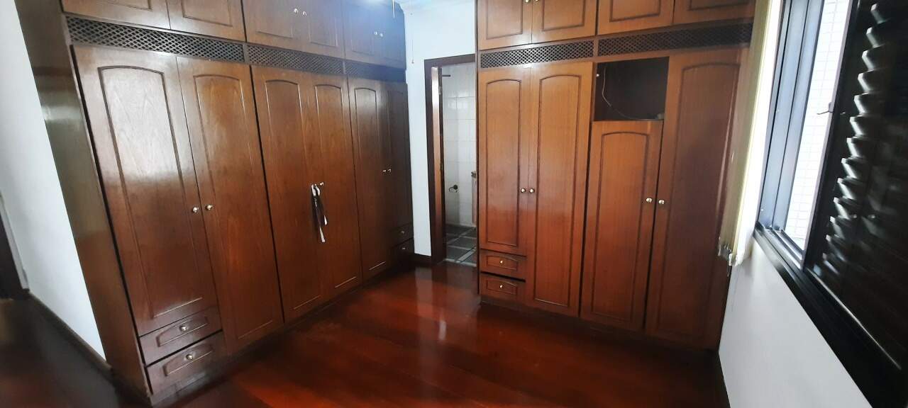 Apartamento à venda com 3 quartos, 117m² - Foto 12