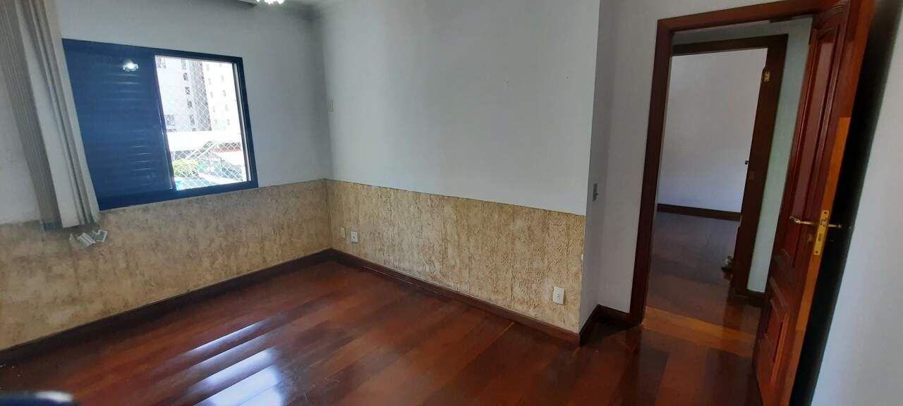 Apartamento à venda com 3 quartos, 117m² - Foto 10