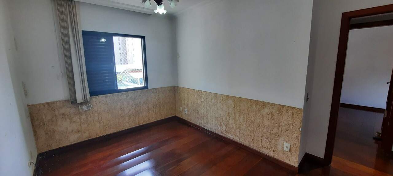 Apartamento à venda com 3 quartos, 117m² - Foto 9