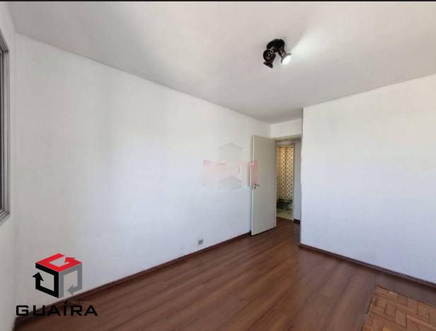 Apartamento à venda com 3 quartos, 83m² - Foto 2