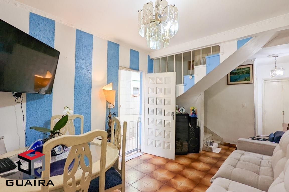 Casa à venda com 3 quartos, 163m² - Foto 1