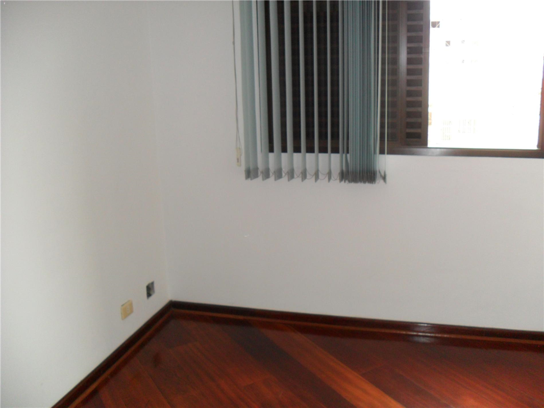 Apartamento à venda com 3 quartos, 165m² - Foto 10