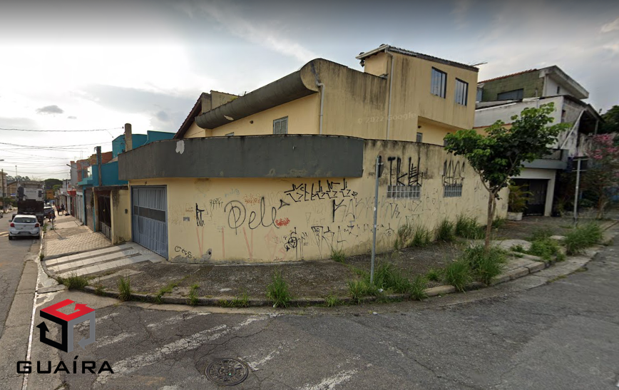 Sobrado à venda com 3 quartos, 306m² - Foto 1