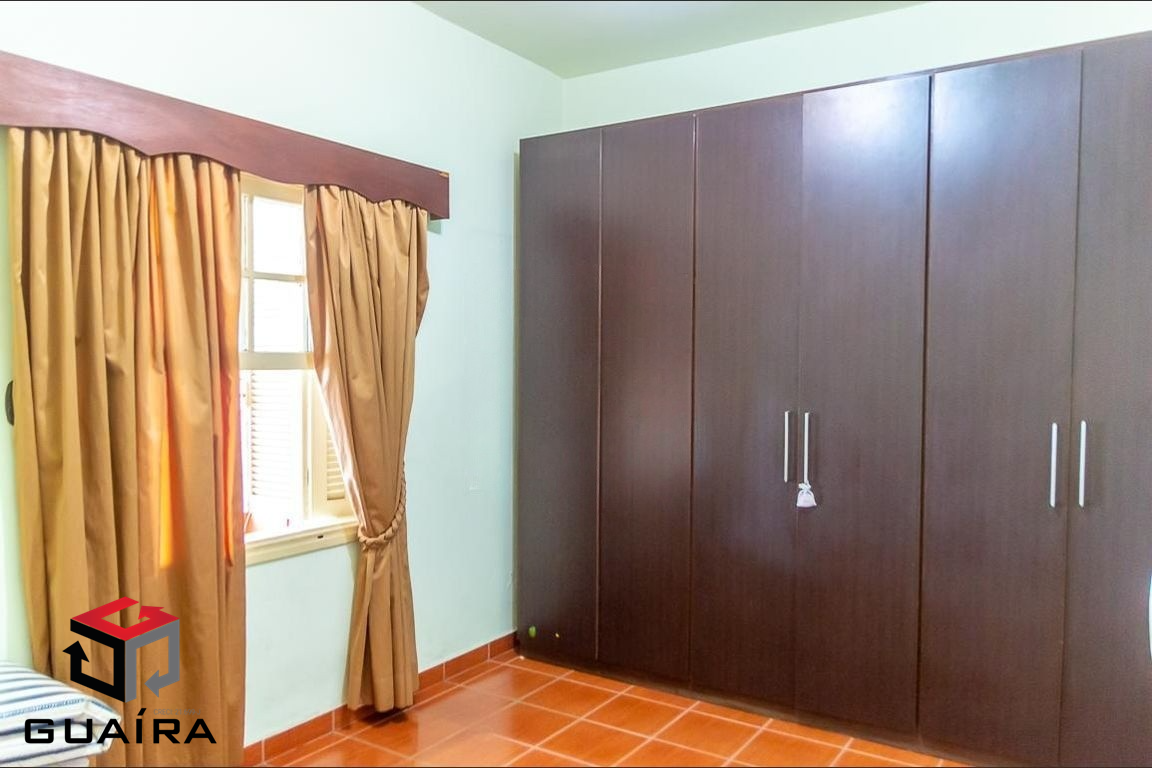 Casa à venda com 3 quartos, 230m² - Foto 14