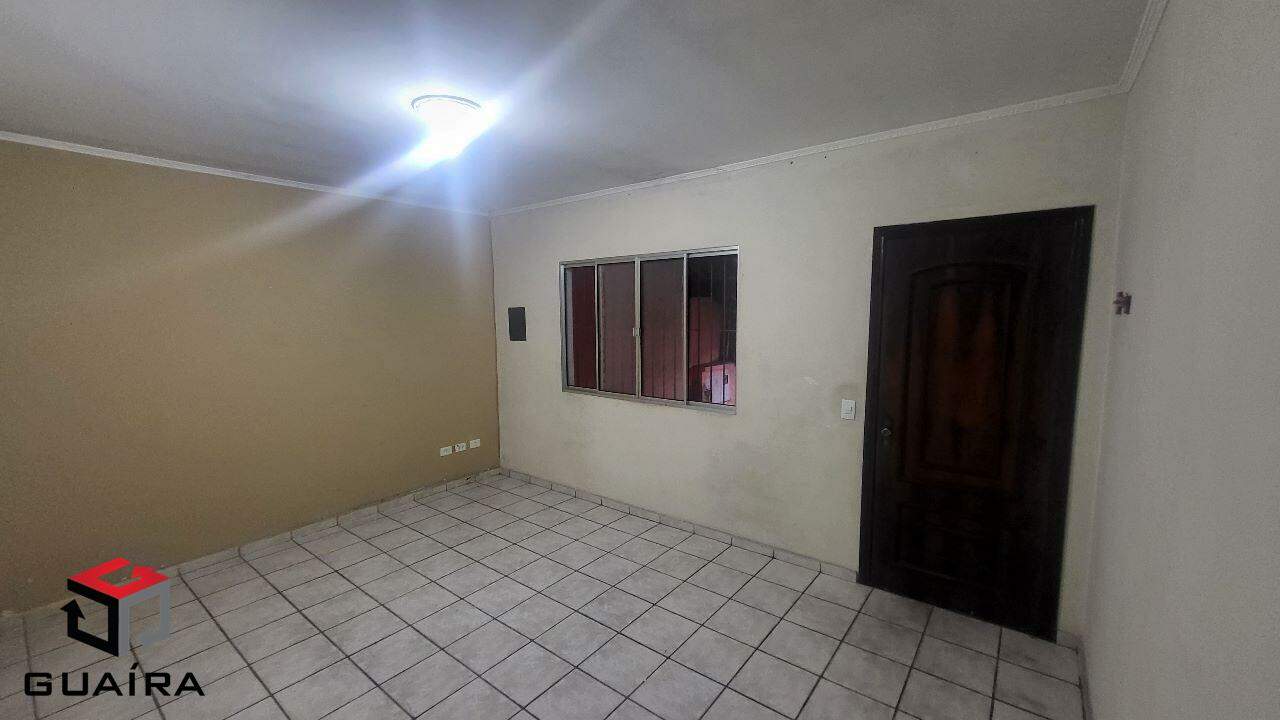 Casa à venda com 2 quartos, 125m² - Foto 2