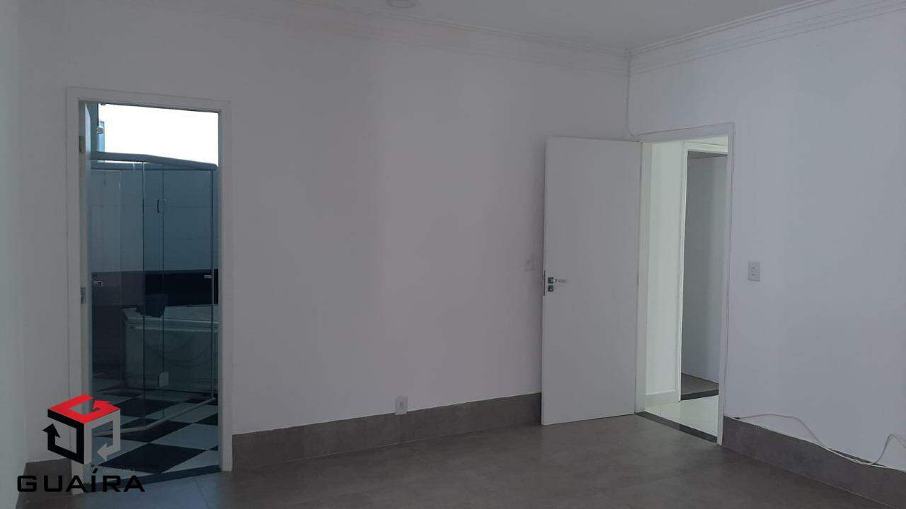 Casa à venda com 4 quartos, 220m² - Foto 14