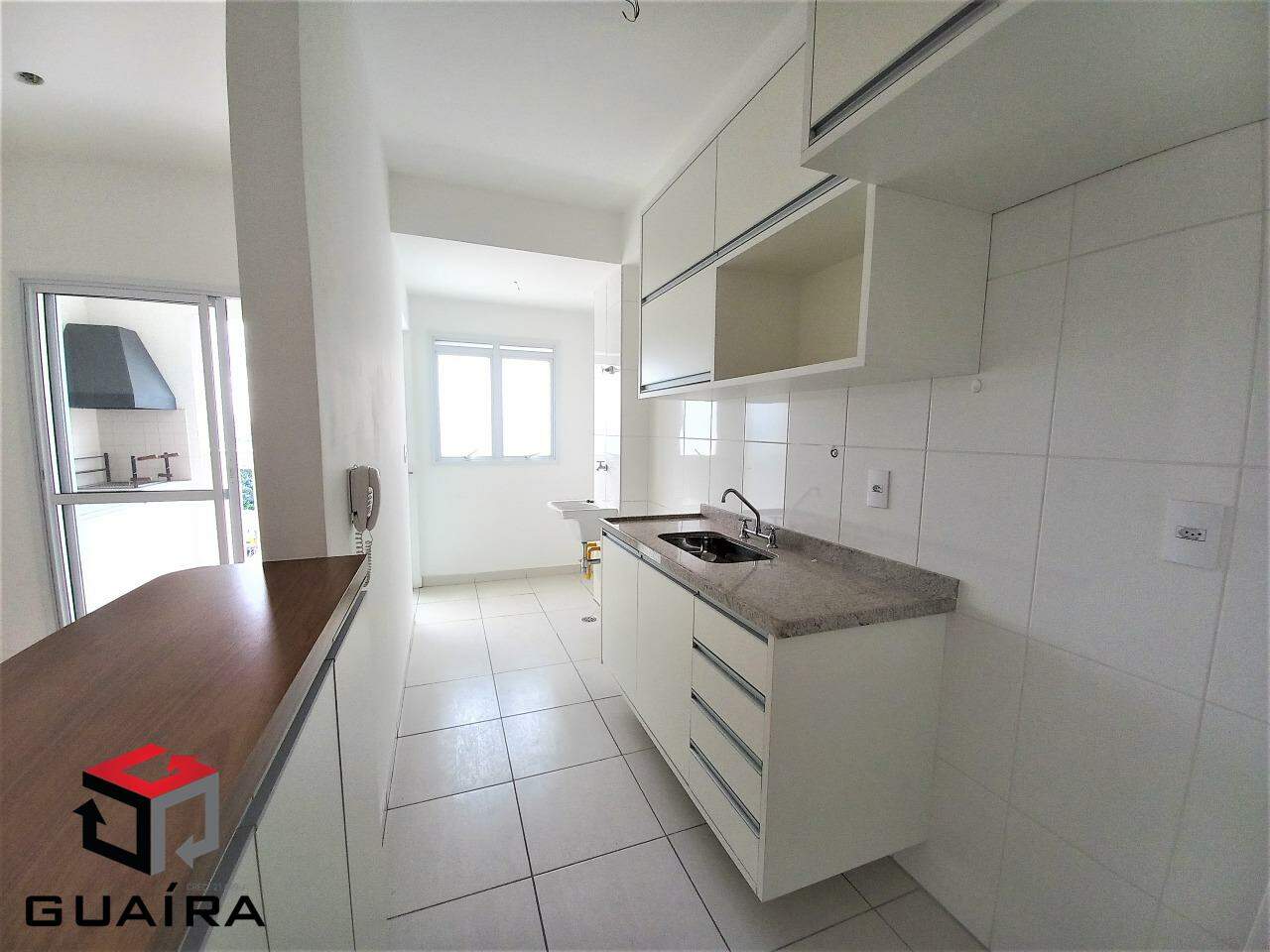 Apartamento à venda com 2 quartos, 61m² - Foto 4