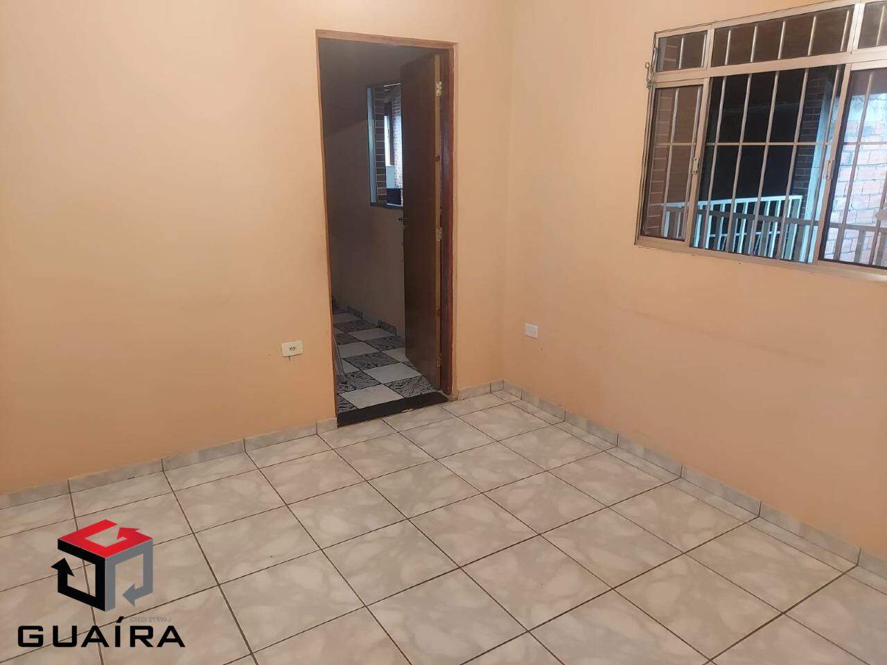 Sobrado à venda com 3 quartos, 221m² - Foto 1