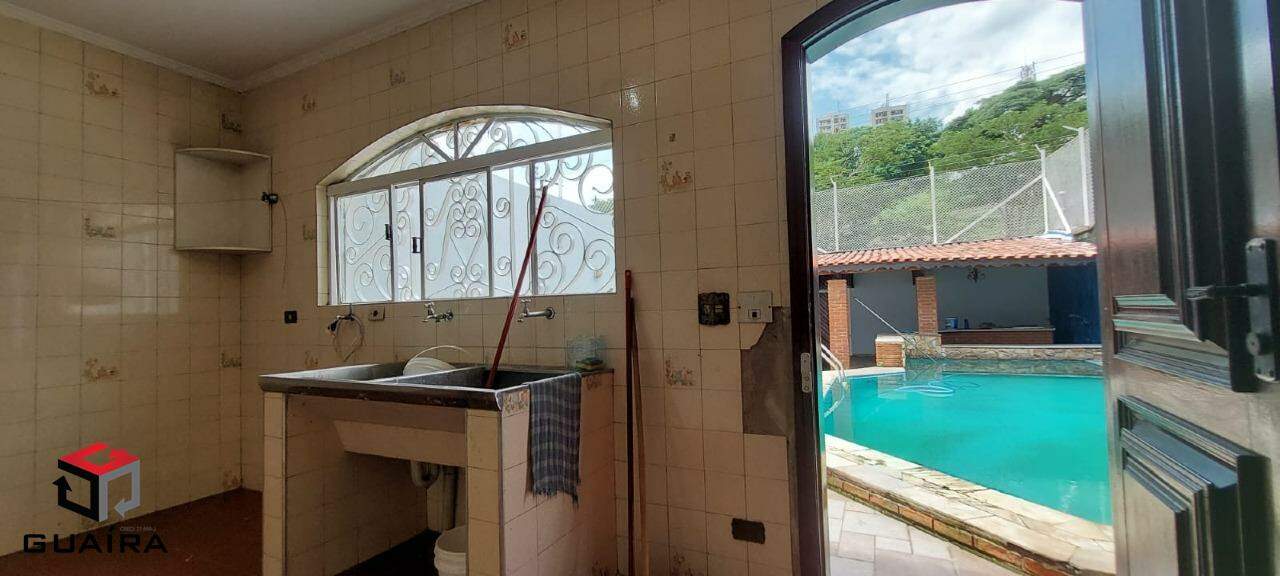 Sobrado à venda com 3 quartos, 400m² - Foto 32