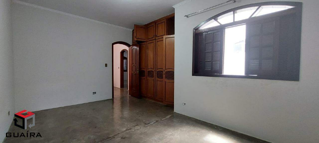 Sobrado à venda com 3 quartos, 400m² - Foto 11