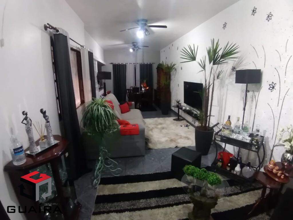 Casa para alugar com 4 quartos, 132m² - Foto 5