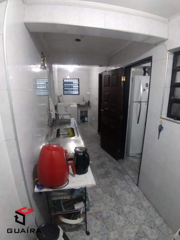 Casa para alugar com 4 quartos, 132m² - Foto 10