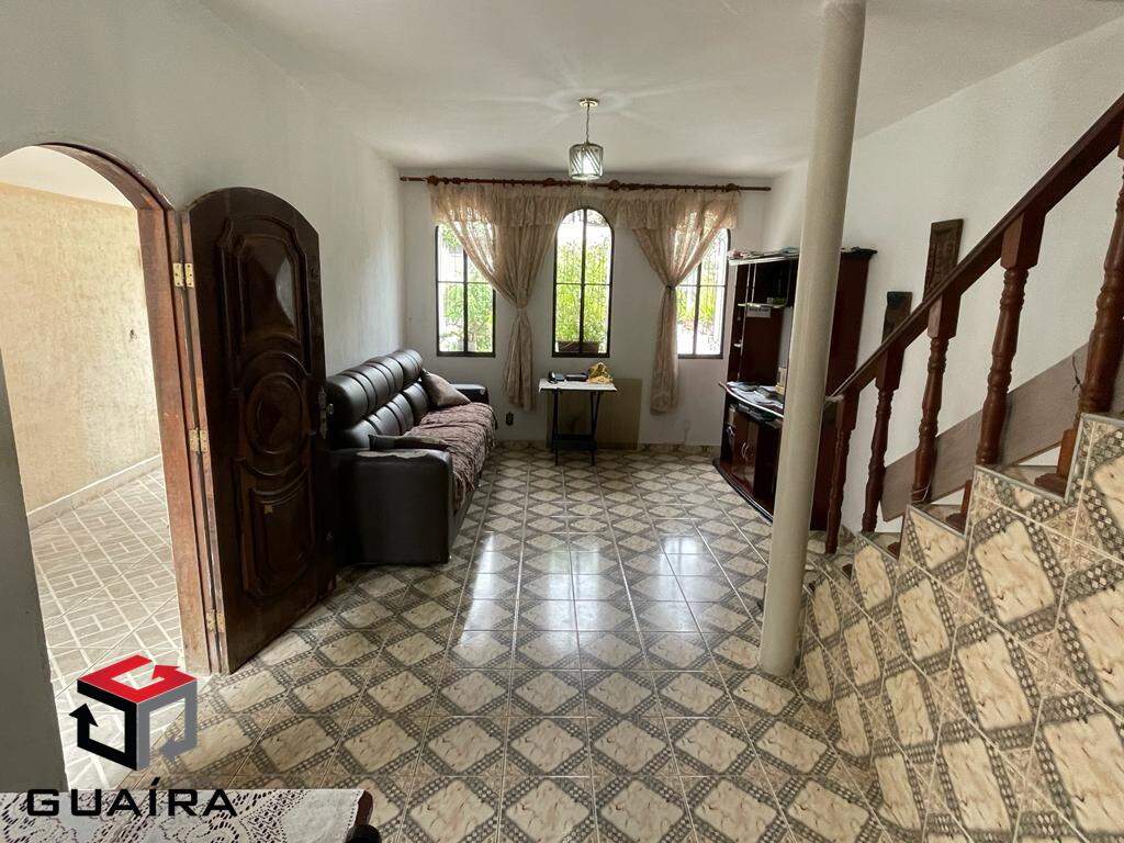 Sobrado à venda com 3 quartos, 150m² - Foto 1