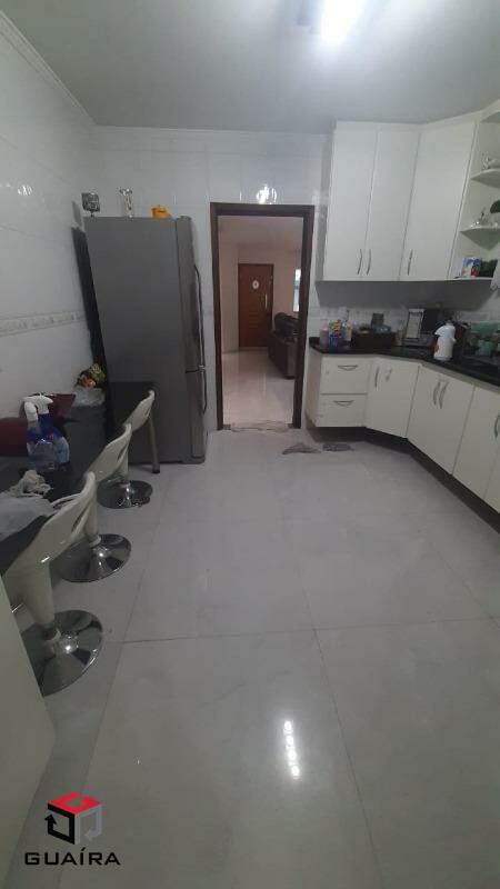 Sobrado à venda com 3 quartos, 220m² - Foto 5