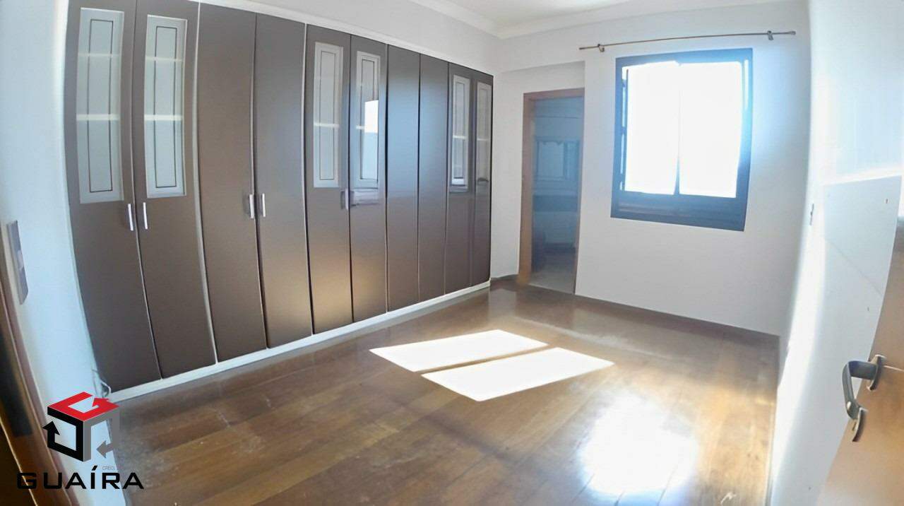 Apartamento à venda com 3 quartos, 135m² - Foto 8