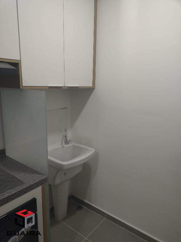 Apartamento à venda com 2 quartos, 40m² - Foto 13