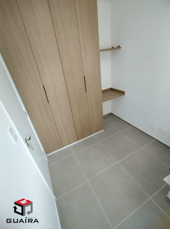 Apartamento à venda com 2 quartos, 40m² - Foto 17