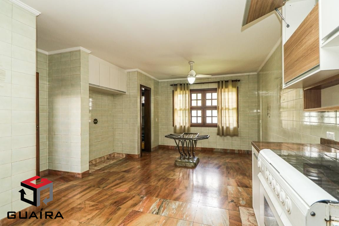 Sobrado à venda com 4 quartos, 349m² - Foto 12