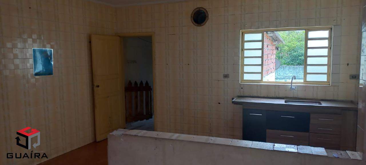 Sobrado à venda com 4 quartos, 250m² - Foto 2