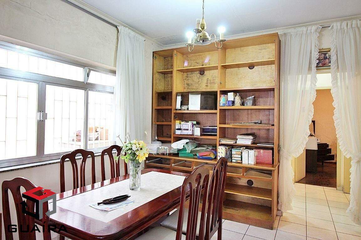 Casa para alugar com 2 quartos, 171m² - Foto 11