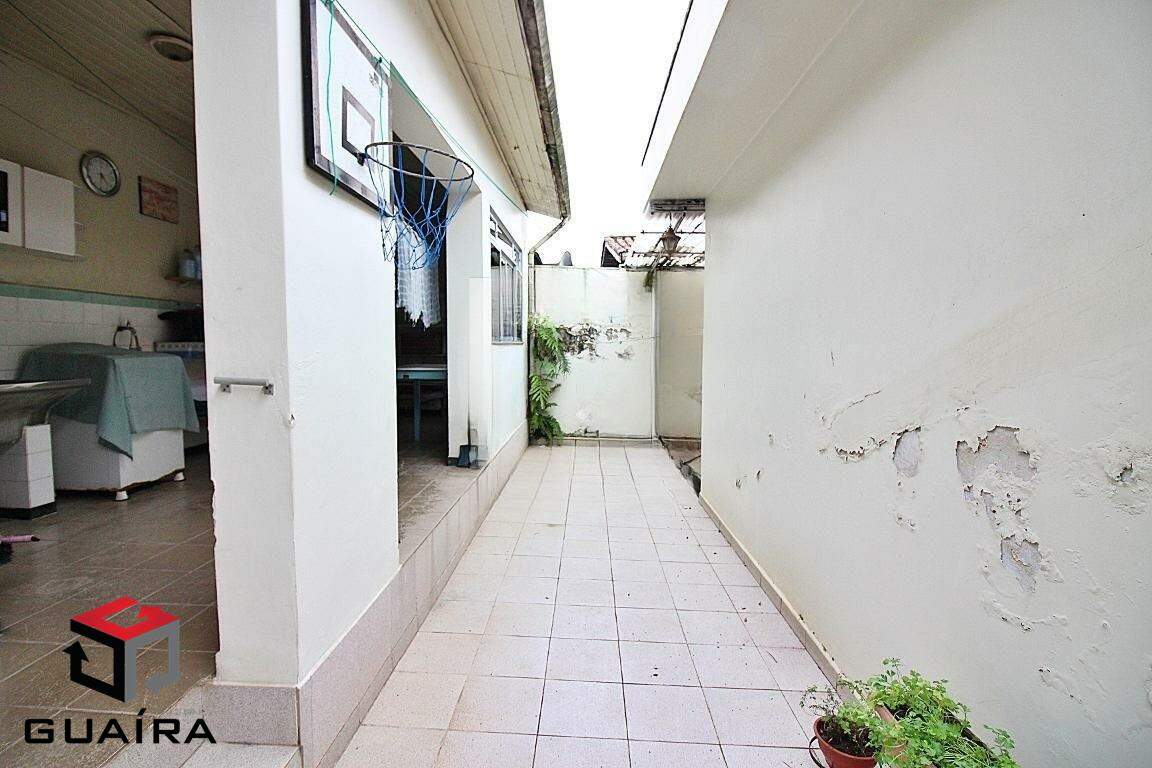 Casa para alugar com 2 quartos, 171m² - Foto 19