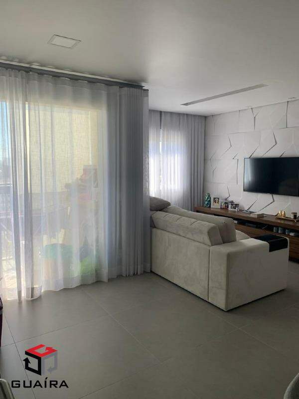 Apartamento à venda com 2 quartos, 70m² - Foto 3