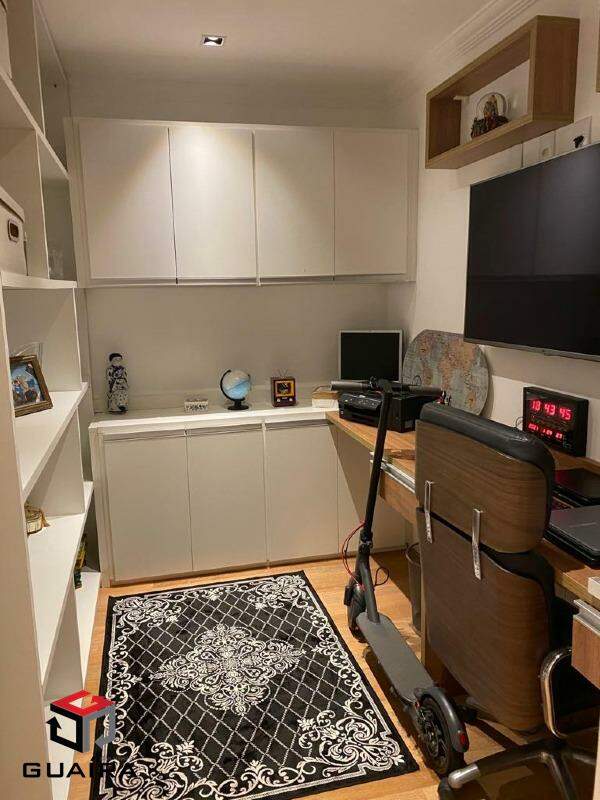 Apartamento à venda com 3 quartos, 192m² - Foto 17