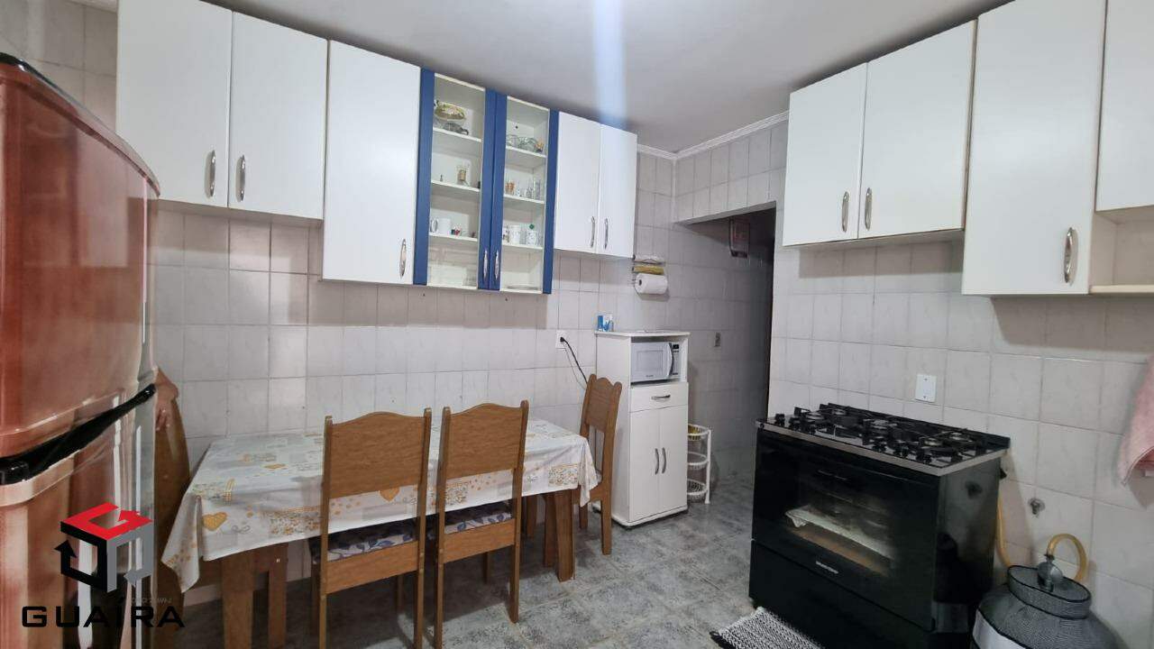 Casa à venda com 3 quartos, 193m² - Foto 8