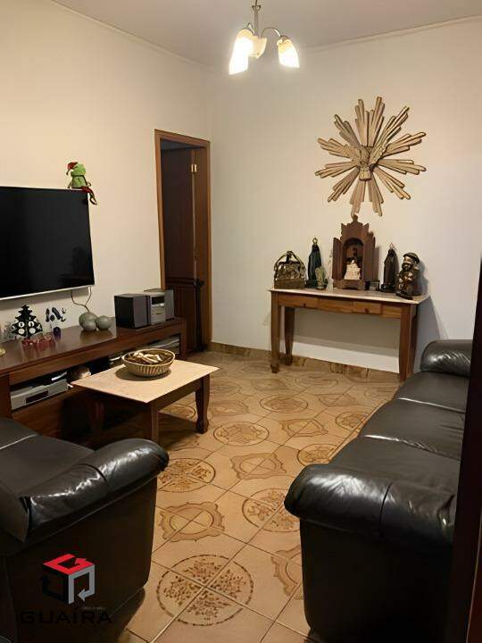 Casa à venda com 1 quarto, 102m² - Foto 1