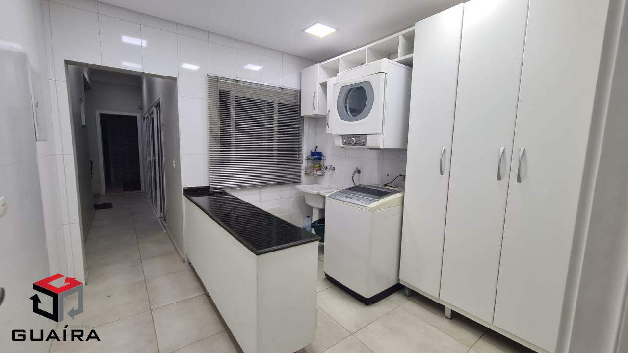 Sobrado à venda com 6 quartos, 585m² - Foto 55