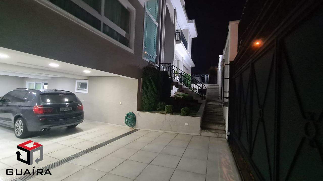 Sobrado à venda com 6 quartos, 585m² - Foto 9