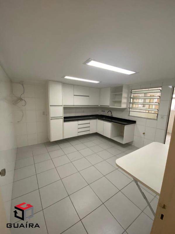 Apartamento à venda com 3 quartos, 167m² - Foto 4