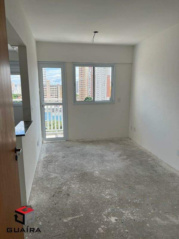 Apartamento à venda com 1 quarto, 38m² - Foto 2