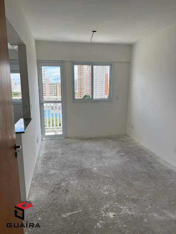 Apartamento à venda com 1 quarto, 36m² - Foto 2