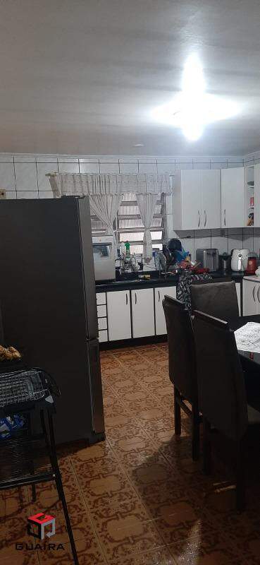 Sobrado à venda com 3 quartos, 220m² - Foto 5