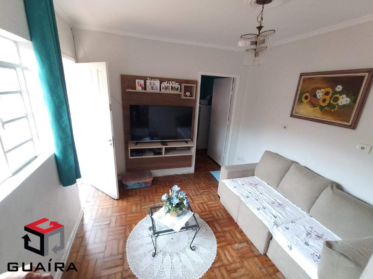 Casa à venda com 2 quartos, 150m² - Foto 1