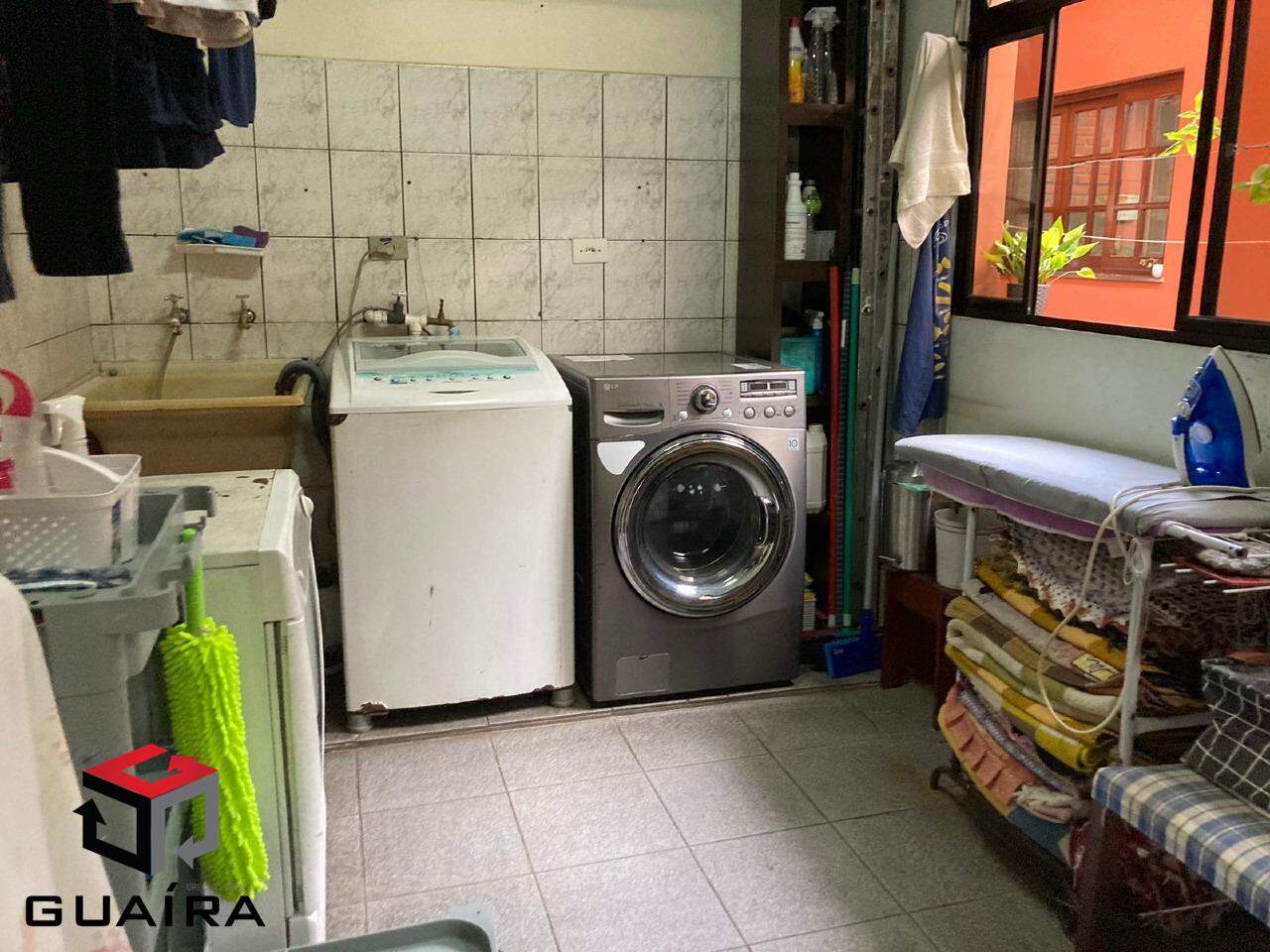 Sobrado à venda com 1 quarto, 300m² - Foto 8