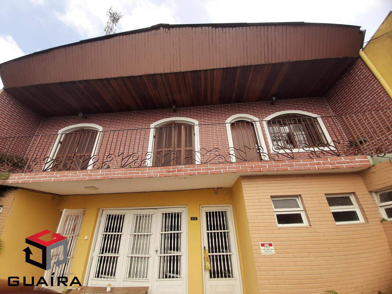 Sobrado à venda com 5 quartos, 230m² - Foto 1