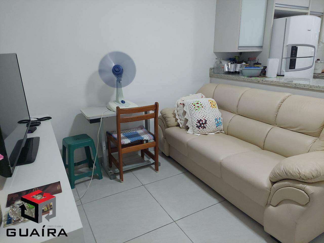 Apartamento à venda com 2 quartos, 58m² - Foto 2