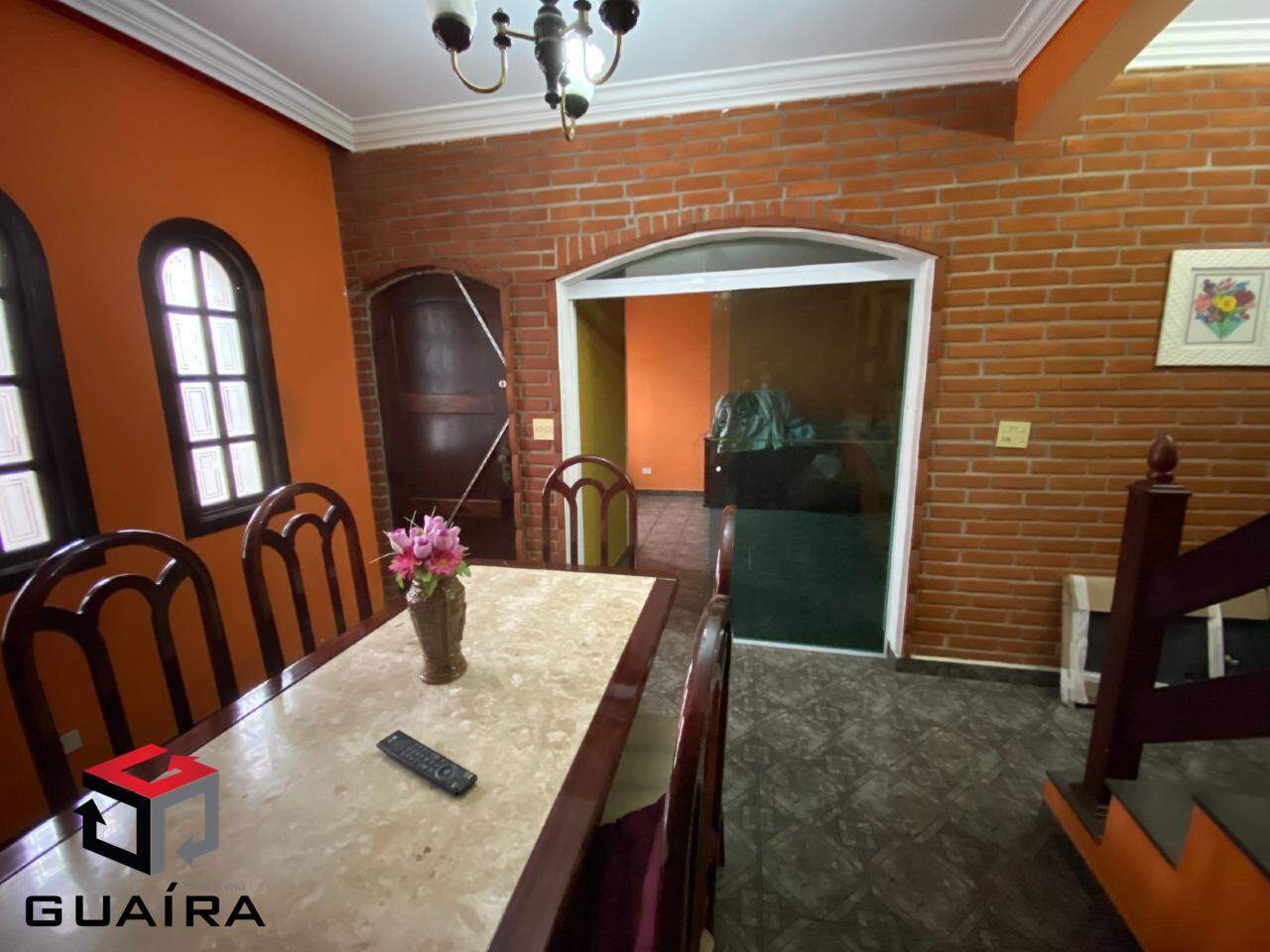 Sobrado à venda com 3 quartos, 298m² - Foto 3