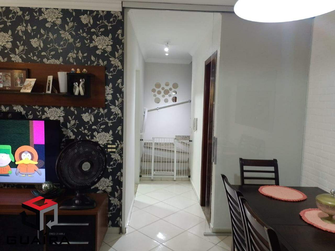 Sobrado à venda com 3 quartos, 75m² - Foto 2