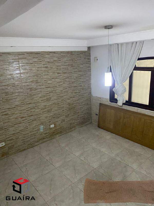 Sobrado à venda com 3 quartos, 216m² - Foto 2