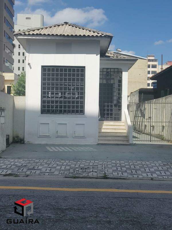 Casa à venda com 7 quartos, 170m² - Foto 1