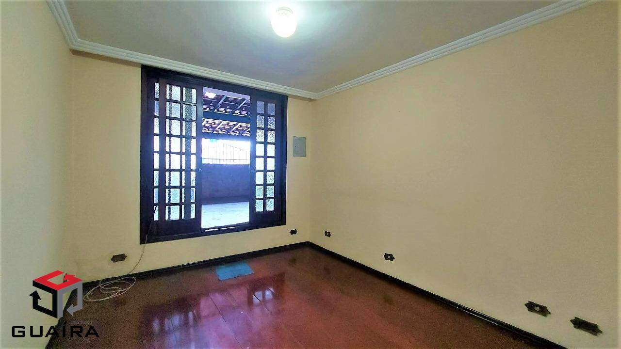 Sobrado à venda com 4 quartos, 240m² - Foto 7