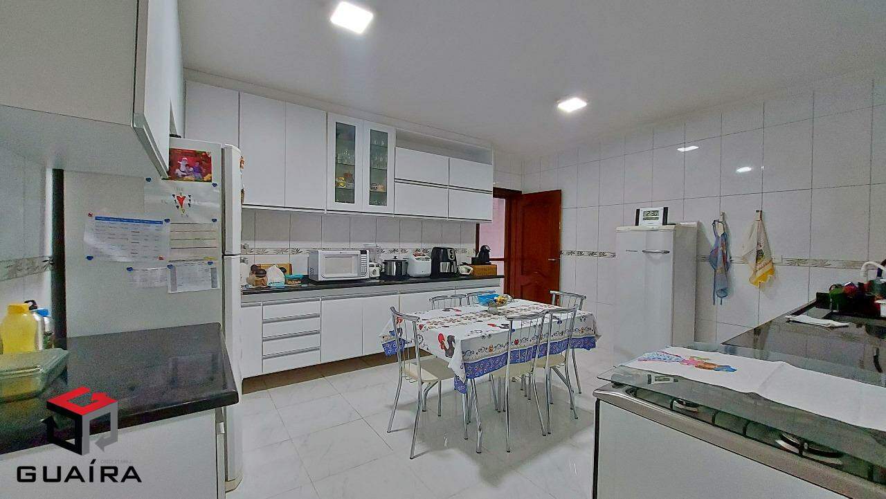 Sobrado à venda com 4 quartos, 300m² - Foto 7