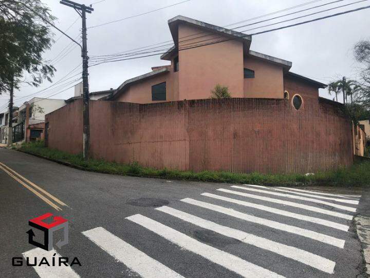 Casa à venda com 3 quartos, 300m² - Foto 18