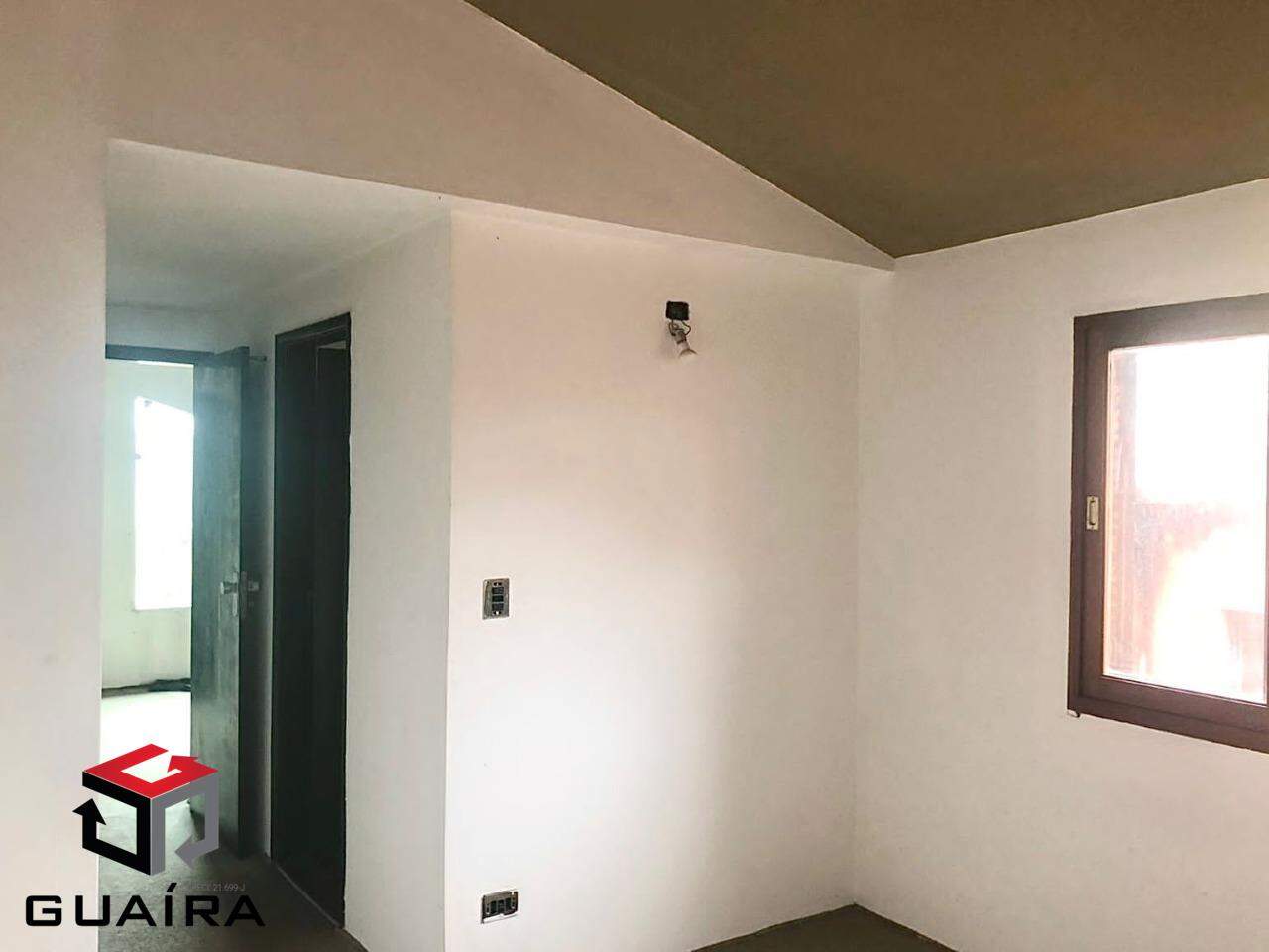 Casa à venda com 3 quartos, 300m² - Foto 4