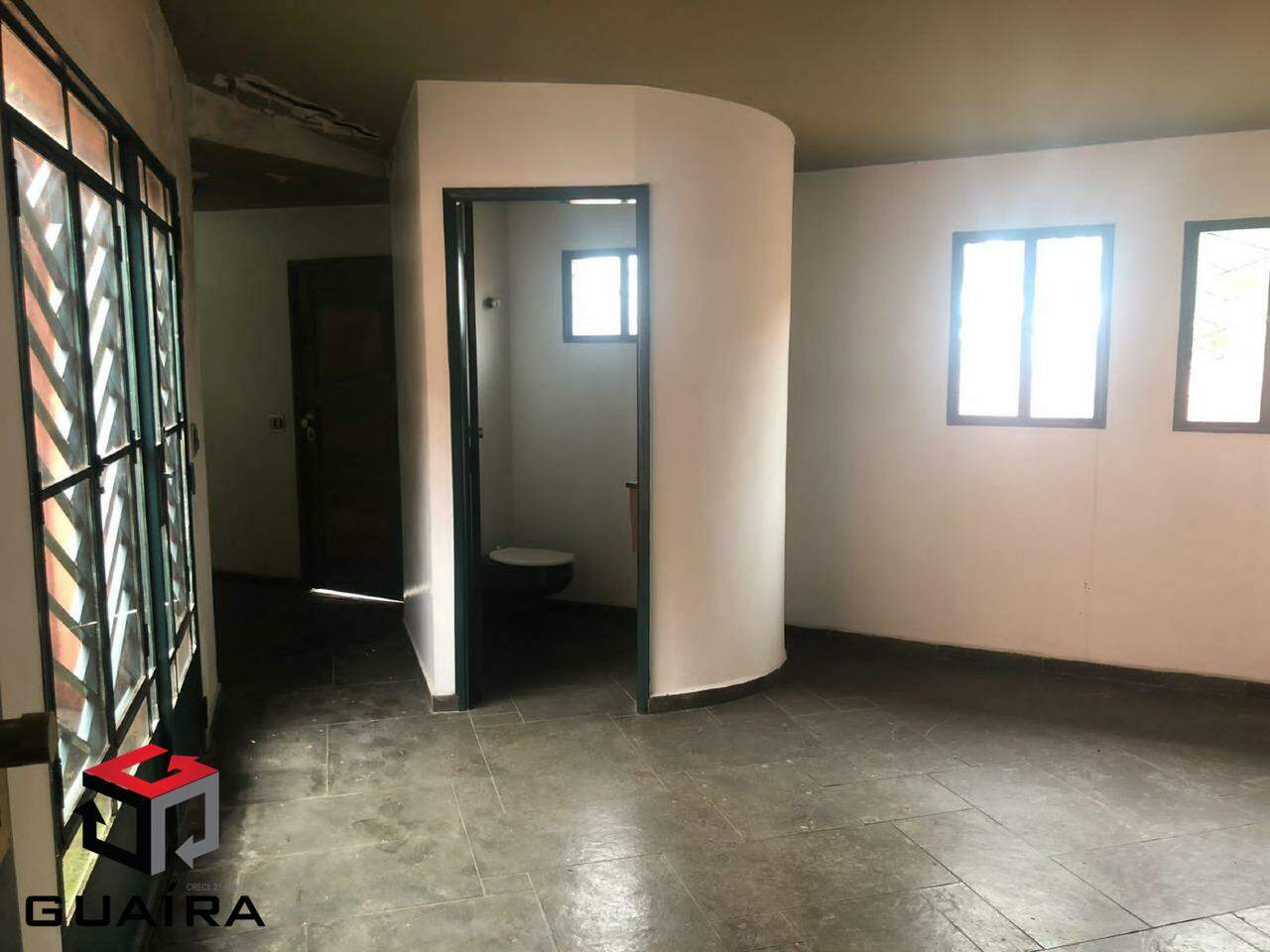 Casa à venda com 3 quartos, 300m² - Foto 10