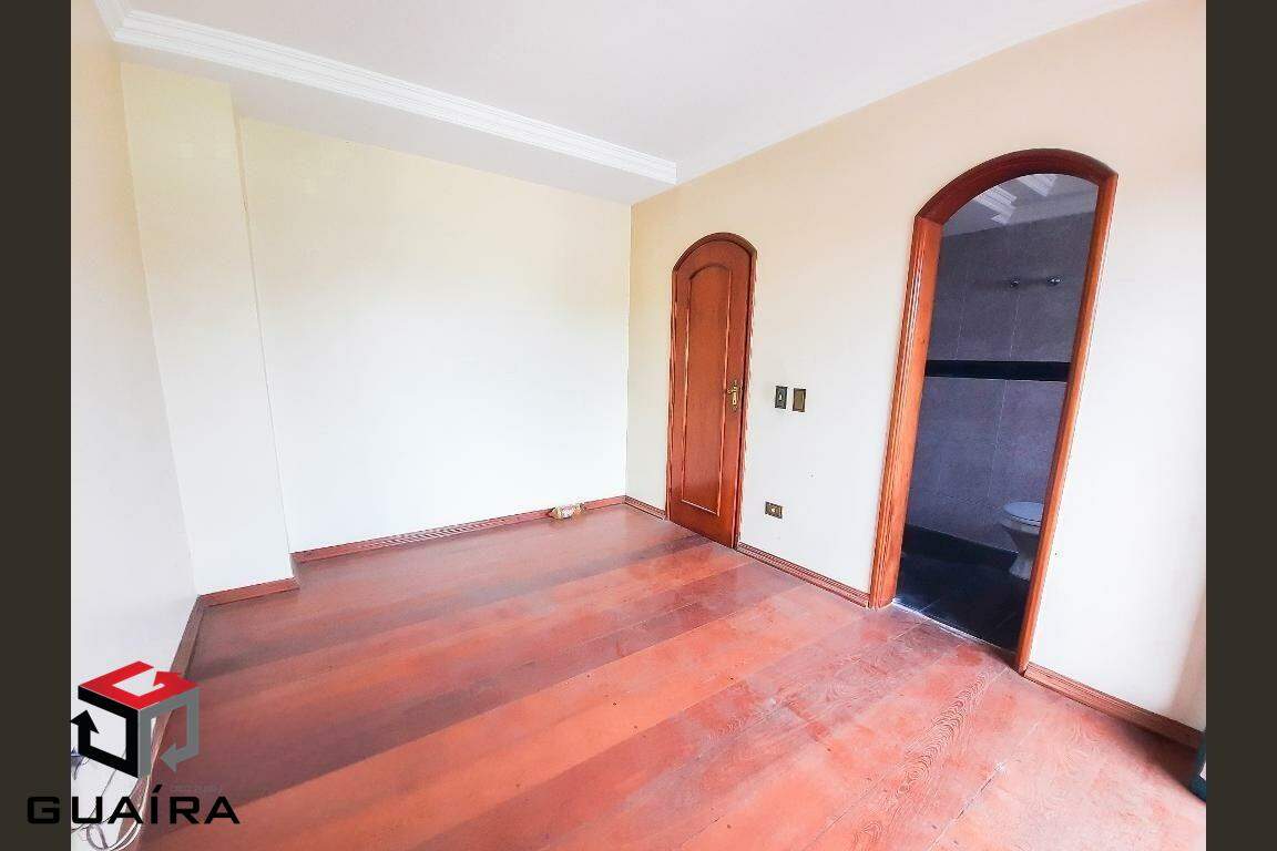 Sobrado à venda com 4 quartos, 609m² - Foto 37