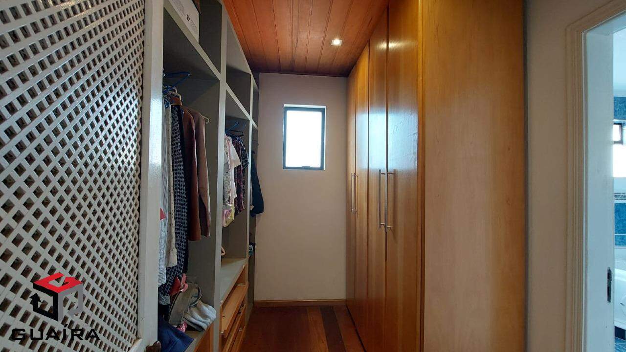 Casa à venda com 3 quartos, 327m² - Foto 32